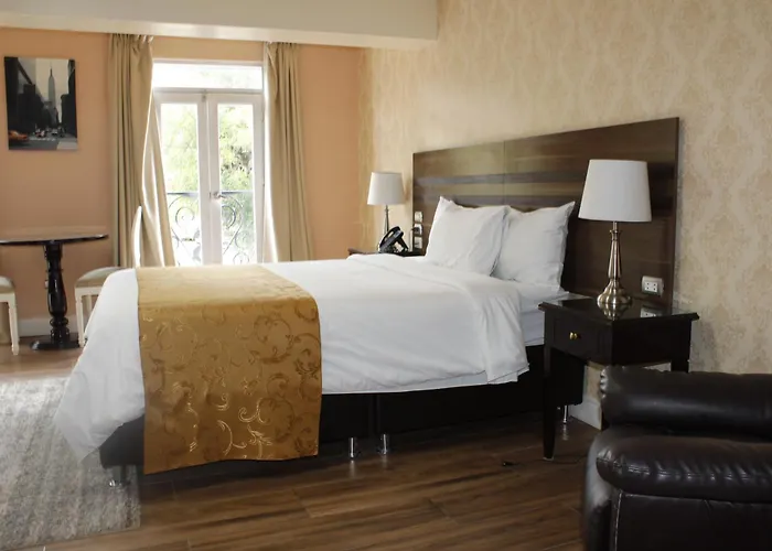 Paradis Hotel 3*
